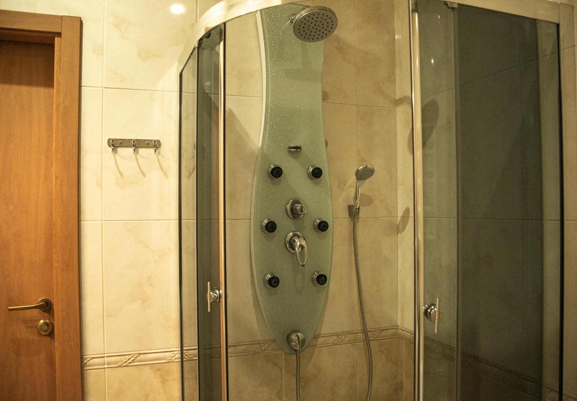 Doba In Ua Most-Sity Apartments Dnipro Luaran gambar